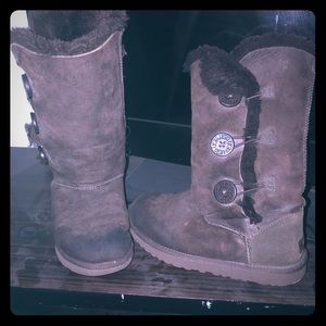 UGG size 7